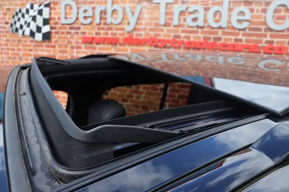 Used Land Rover Defender HSE Dynamic 2022 Black SUV