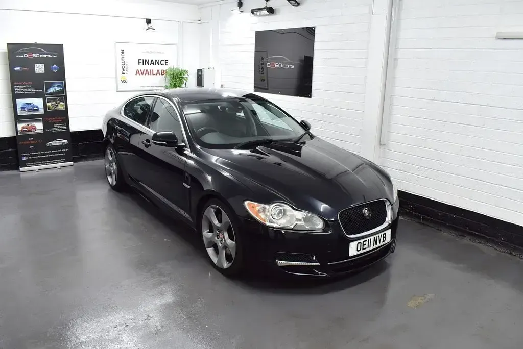 Used Jaguar XF Premium Luxury 271 HP (199 kW) 2011 Black Sedan