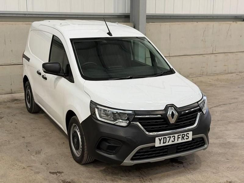 Used Renault Kangoo 95 HP (69 kW) 2024 White MPV
