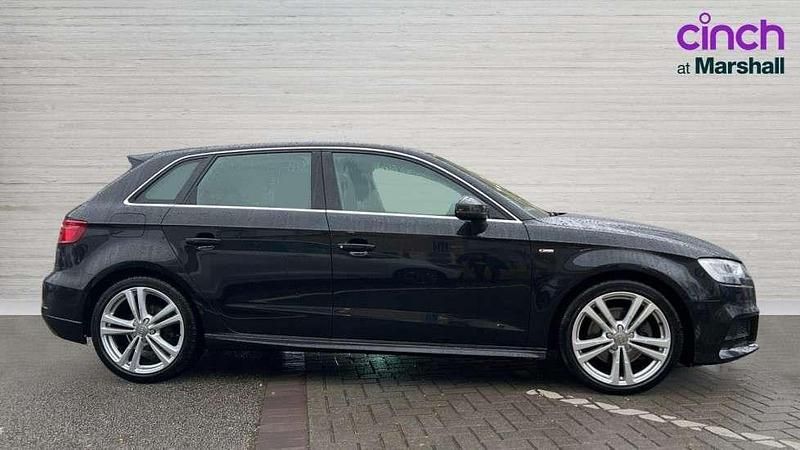 Begagnad Audi A3 S-Line 190 HK (139 kW) 2018 Svart Sedan