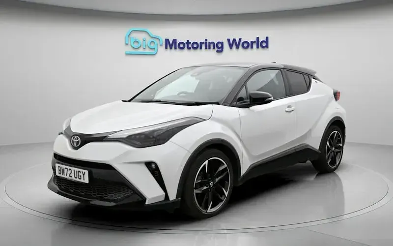 Used Toyota C-HR Sport 122 HP (89 kW) 2023 White SUV