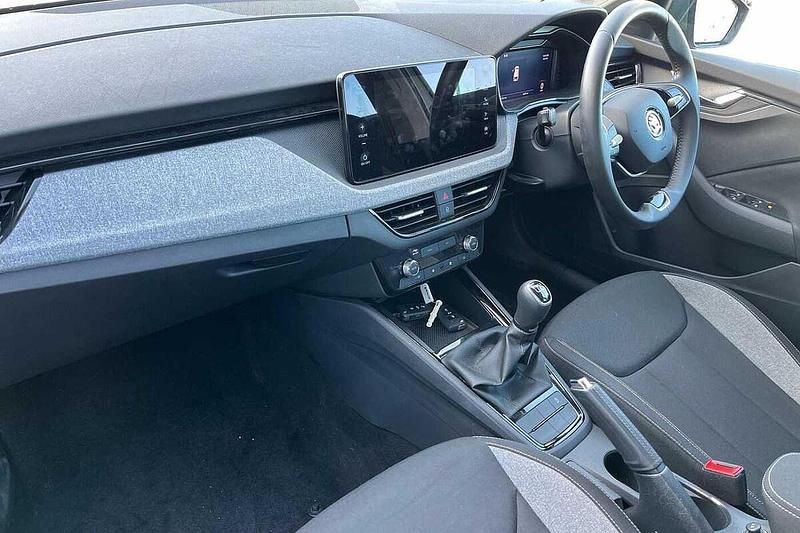 Used Skoda Kamiq SE 113 HP (83 kW) 2024 Graphite grey metallic SUV