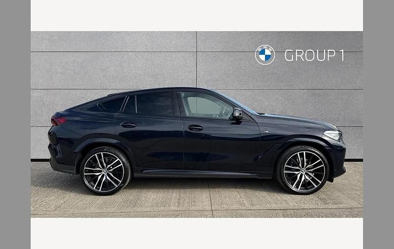 Used BMW X6 M Sport 333 HP (244 kW) 2021 Black SUV