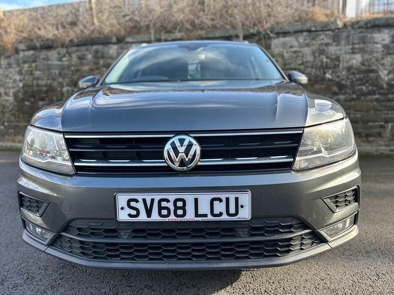 Used VW Tiguan SE 125 HP (91 kW) 2018 Grey SUV