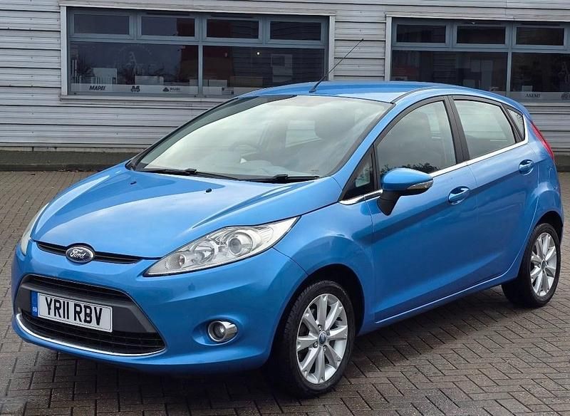 Blue Used 2011 Ford Fiesta Zetec Hatchback | £2,399 (Good price) - Image 1/4