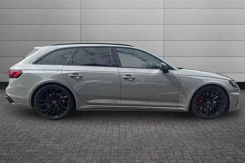 Used Audi RS4 Design 450 HP (330 kW) 2022 Grey Estate