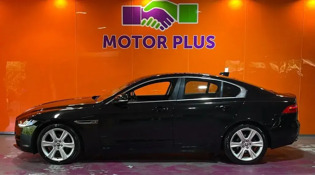 Used Jaguar XE Portfolio 180 HP (132 kW) 2016 Black Sedan