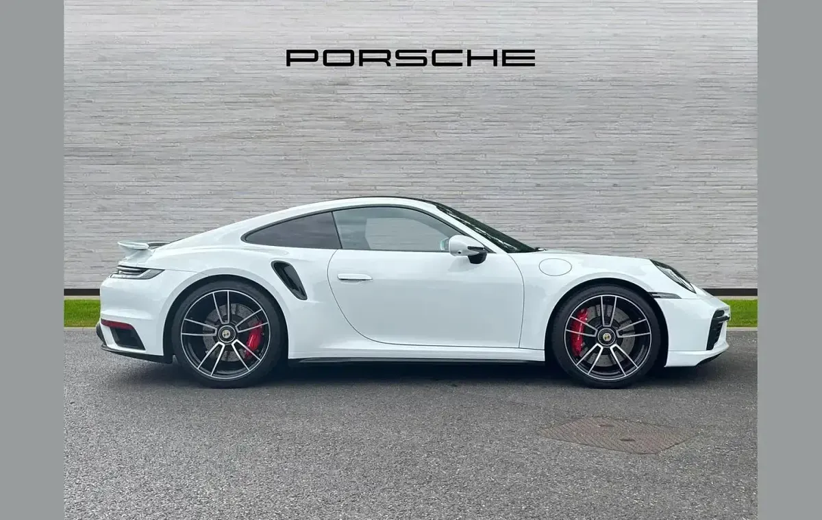 Used Porsche 992 572 HP (420 kW) 2022 White Coupe