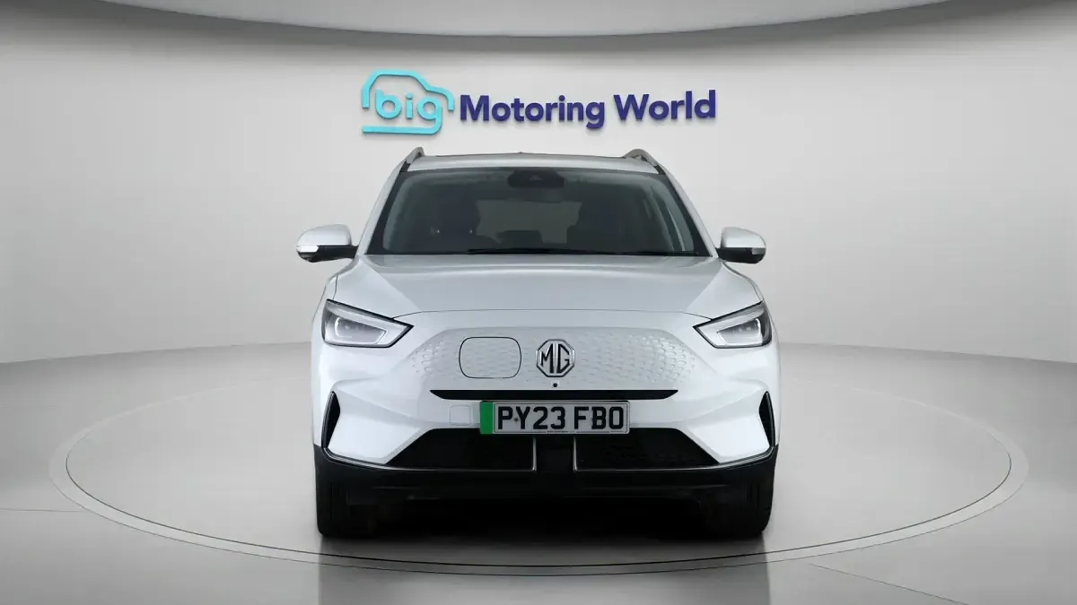 Used MG ZS Trophy 114 kW (156 HP) 2023 White SUV