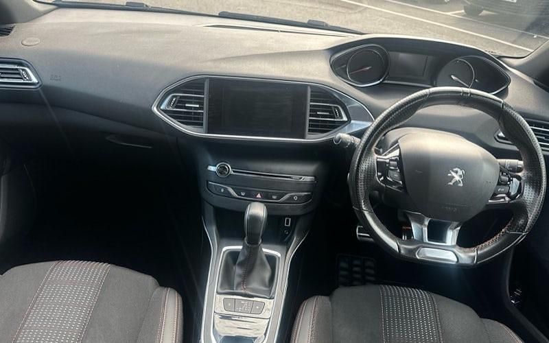 Used Peugeot 308 GT-line 131 HP (96 kW) 2016 Hatchback