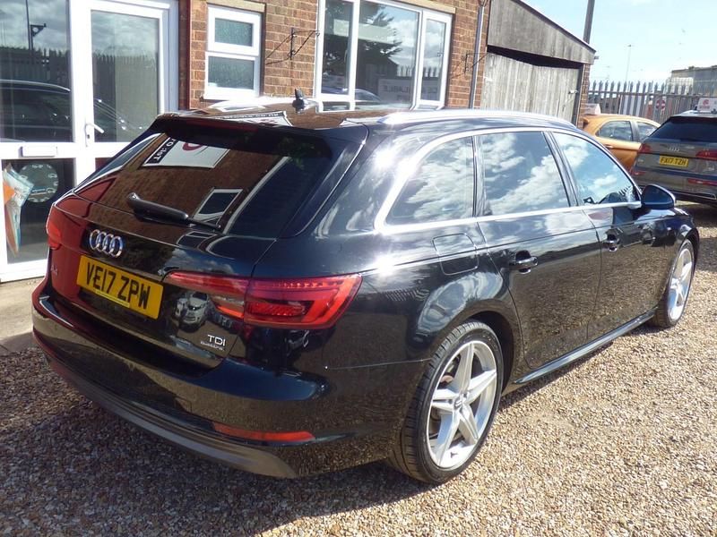 Used Audi A4 S-Line 190 HP (139 kW) 2017 Black Estate