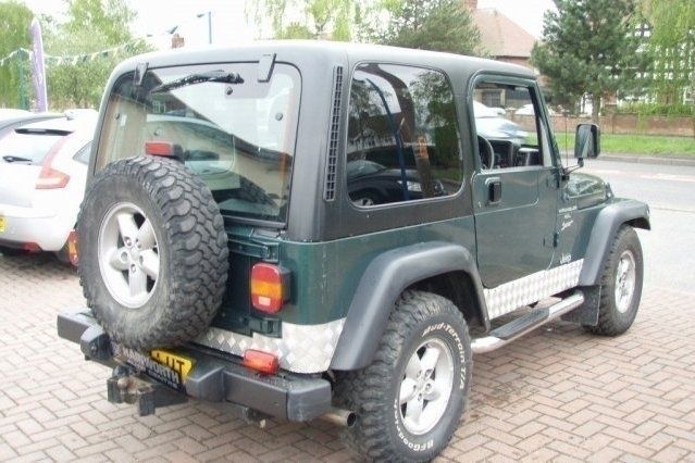 Used Jeep Wrangler 174 HP (127 kW) 2002 SUV