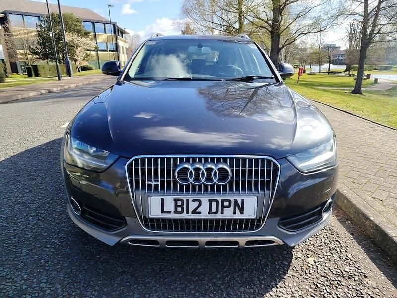 Used Audi A4 177 HP (130 kW) 2012 Grey Estate