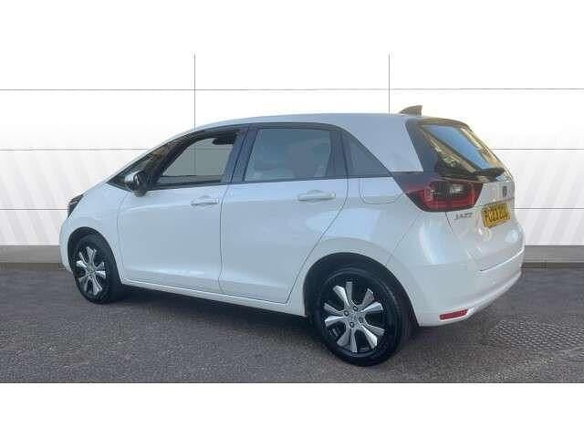 Used Honda Jazz Hybrid 109 HP (80 kW) 2023 White Hatchback