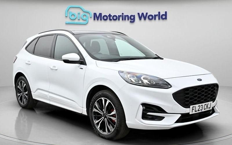 Begagnad Ford Kuga ST-Line X 225 HK (165 kW) 2023 SUV