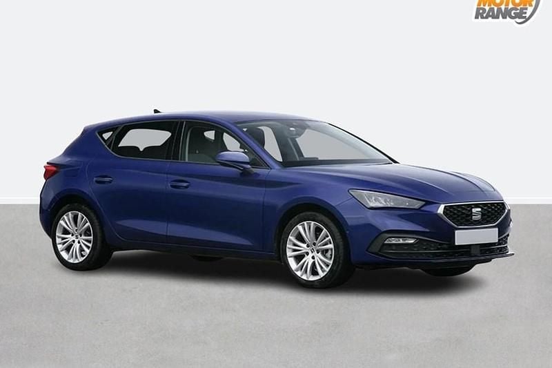 Used Seat Leon SE Dynamic 115 HP (84 kW) 2021 Blue Hatchback