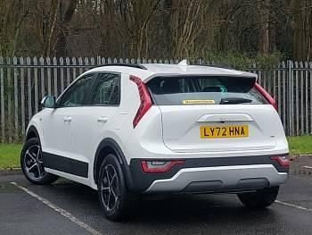 Used Kia Niro 139 HP (102 kW) 2023 White SUV
