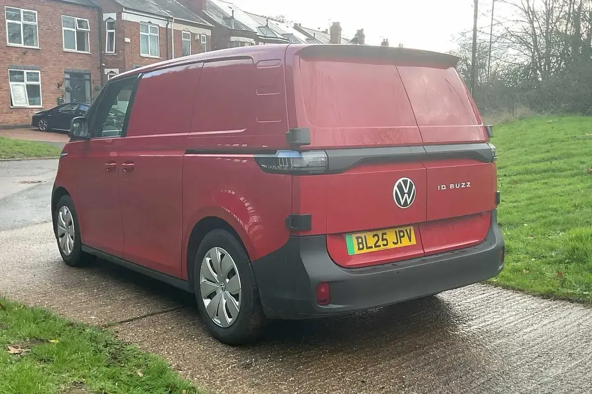 Used VW ID. Buzz 210 kW (286 HP) 2025 Red MPV