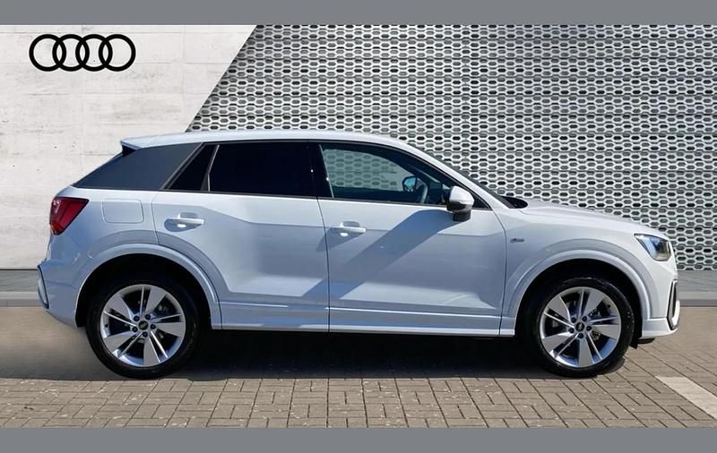Nuevo Audi Q2 S-Line 147 CV (108 kW) 2026 Blanco SUV