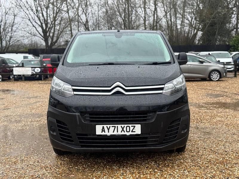 Używany Citroën Dispatch 2021 Czarny Minivan
