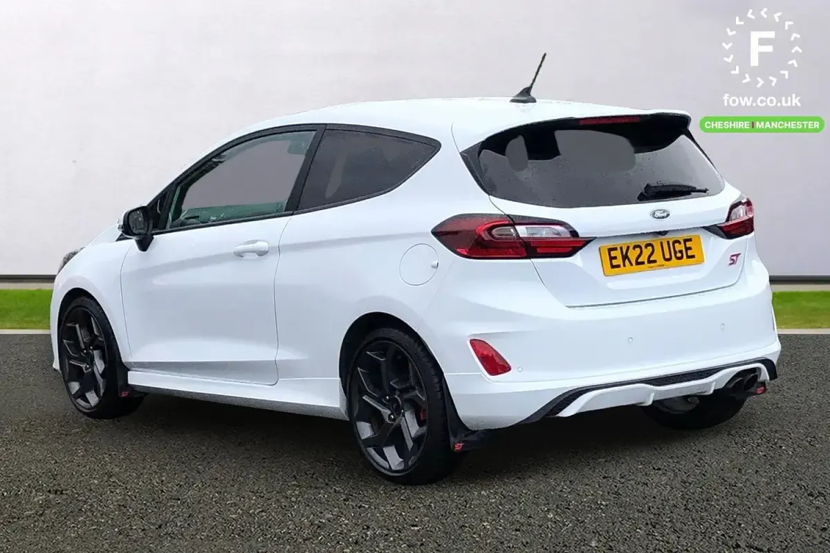 Used Ford Fiesta ST 200 HP (147 kW) 2022 White Hatchback