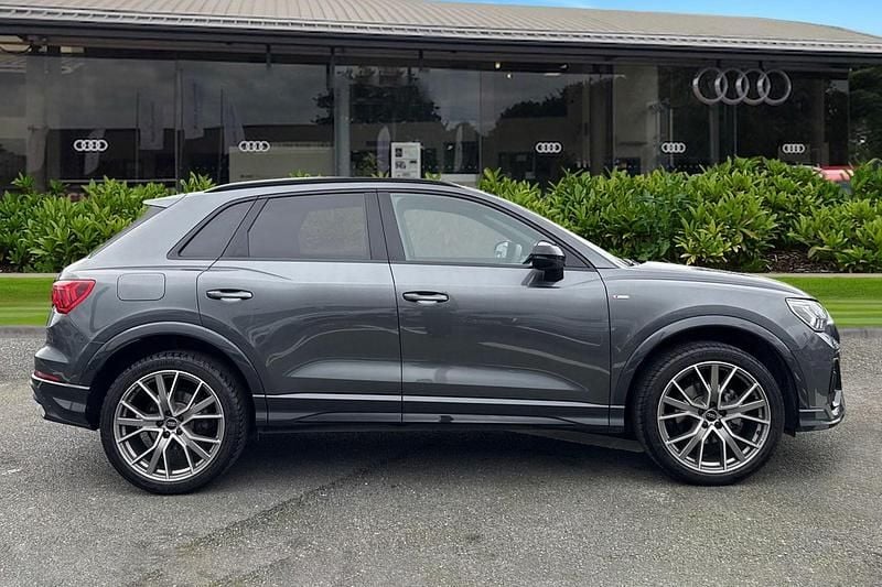 Used Audi Q3 Black Edition 150 HP (110 kW) 2025 Grey SUV
