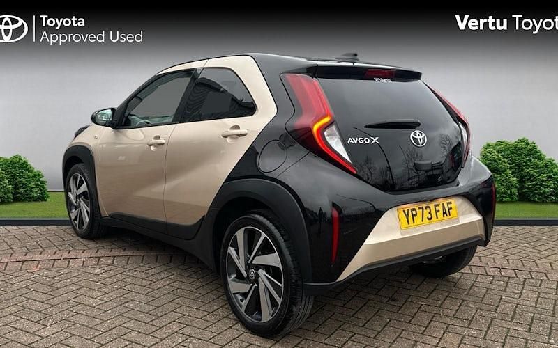 Used Toyota Aygo X 72 HP (52 kW) 2025 SUV