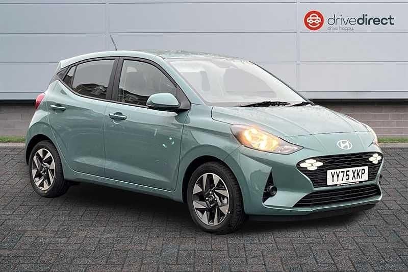 New Hyundai i10 Advanced 2025 Green Hatchback