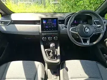 Used Renault Clio Techno 90 HP (66 kW) 2024 Grey Hatchback