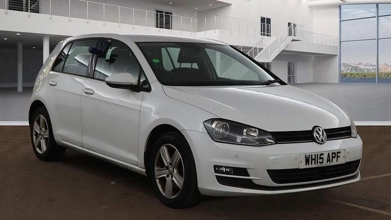 White Used 2015 VW Golf VII Match Hatchback | £6,822 (Good price) - Image 1/4