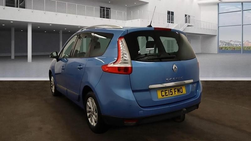 Used Renault Grand Scénic III Dynamique 110 HP (80 kW) 2015 Blue MPV