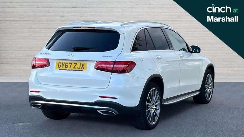 Used Mercedes GLC250 AMG Line Premium 204 HP (150 kW) 2017 White SUV