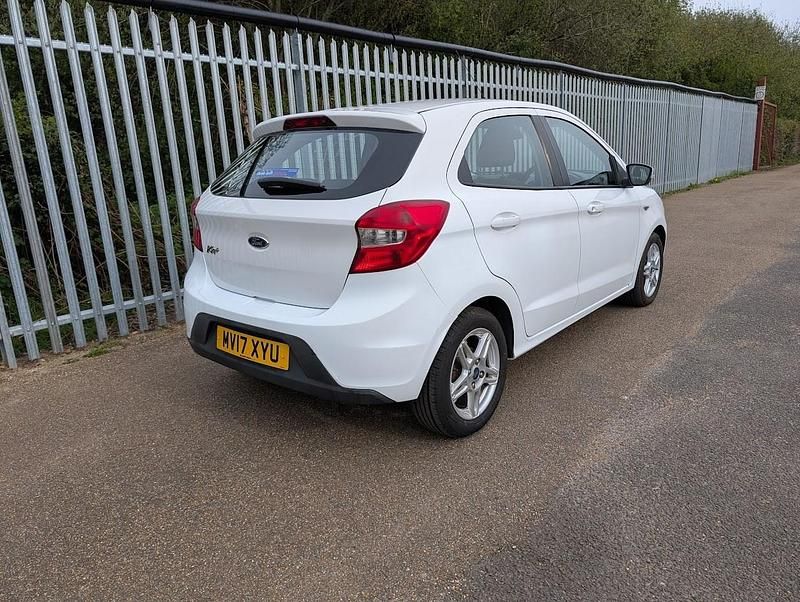 Used Ford Ka Plus Zetec 2017 White Hatchback