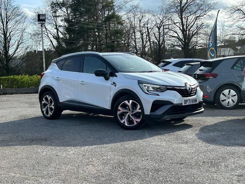 Used Renault Captur R.S. 2022 White SUV