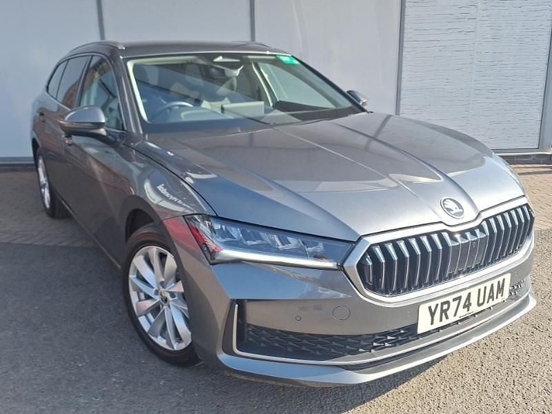 Used Skoda Superb SE Technology 204 HP (150 kW) 2024 Grey Estate