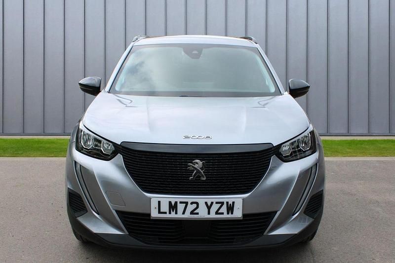 Used Peugeot 2008 Active+ 100 HP (73 kW) 2022 Grey SUV