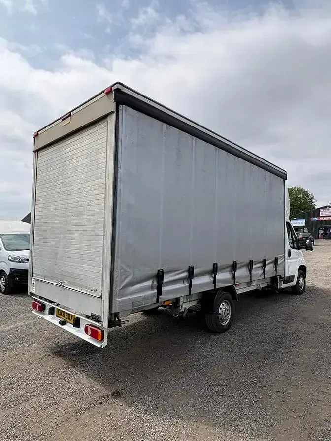 Used Peugeot Boxer S 140 HP (102 kW) 2021 White Van
