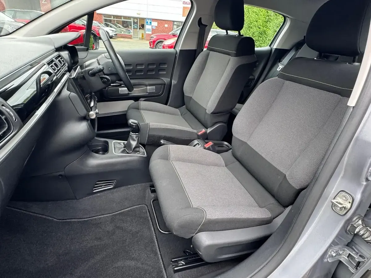 Used Citroën C3 Flair 82 HP (60 kW) 2021 Grey Hatchback