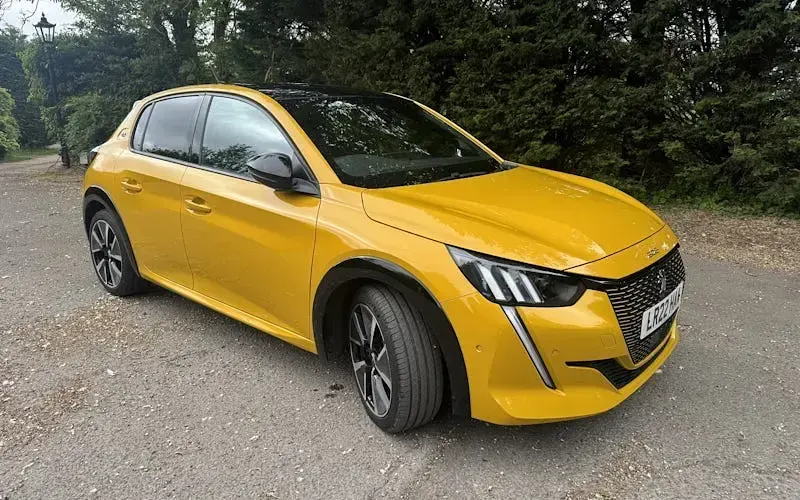 Occasion Peugeot e-208 Premium 100 kW (136 ch) 2022 Citadine