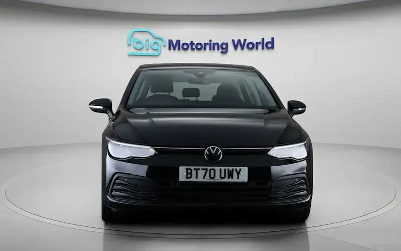 Used VW Golf VIII Life 110 HP (80 kW) 2024 Hatchback