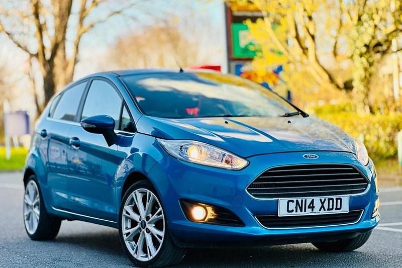 Used Ford Fiesta Titanium X 125 HP (91 kW) 2014 Blue Hatchback