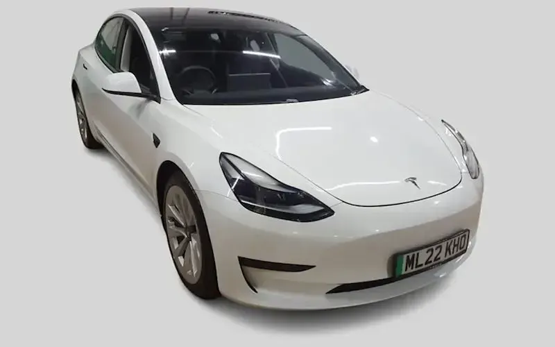 Używany Tesla Model 3 Standard Range 180 kW (245 KM) 2021 Sedan/Limuzyna