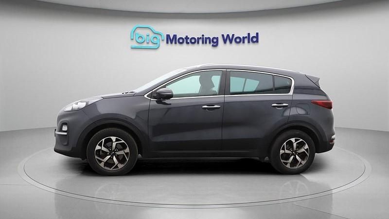 Usado Kia Sportage 134 HP (98 kW) 2022 Cinzento SUV
