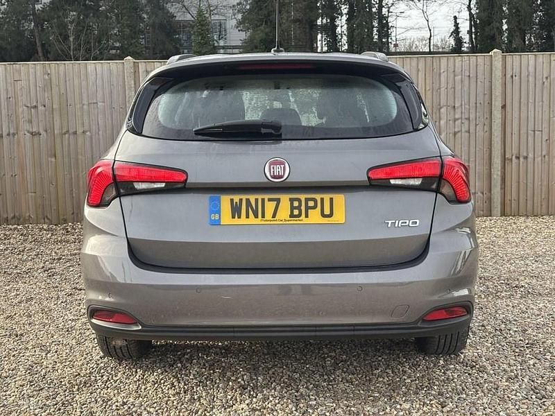 Used Fiat Tipo Easy Plus 95 HP (69 kW) 2017 Grey Estate