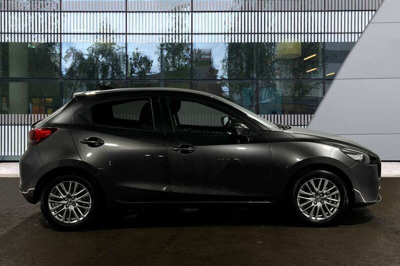 Used Mazda 2 Exclusive-Line 89 HP (65 kW) 2024 Grey Hatchback