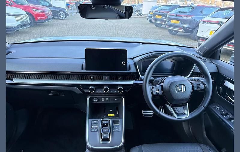 Used Honda CR-V Advance 184 HP (135 kW) 2024 White SUV