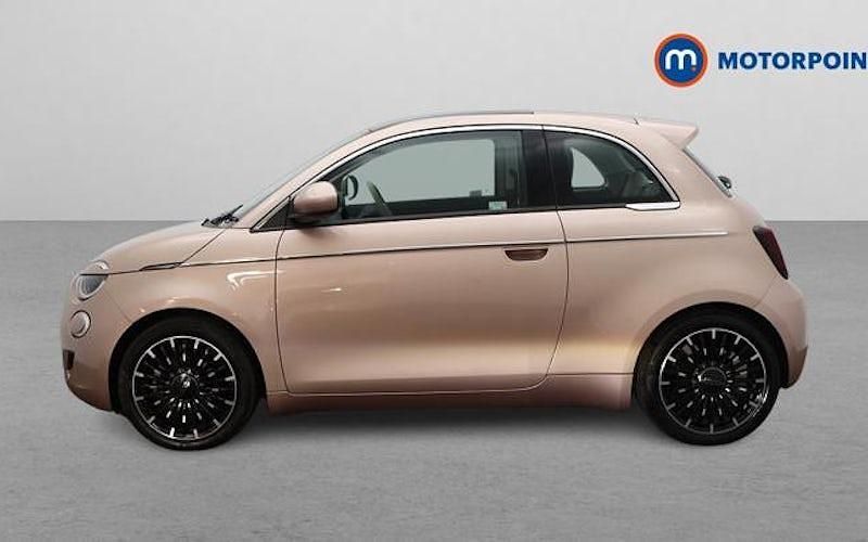 Used Fiat 500e La Prima 86 kW (118 HP) 2026 Hatchback