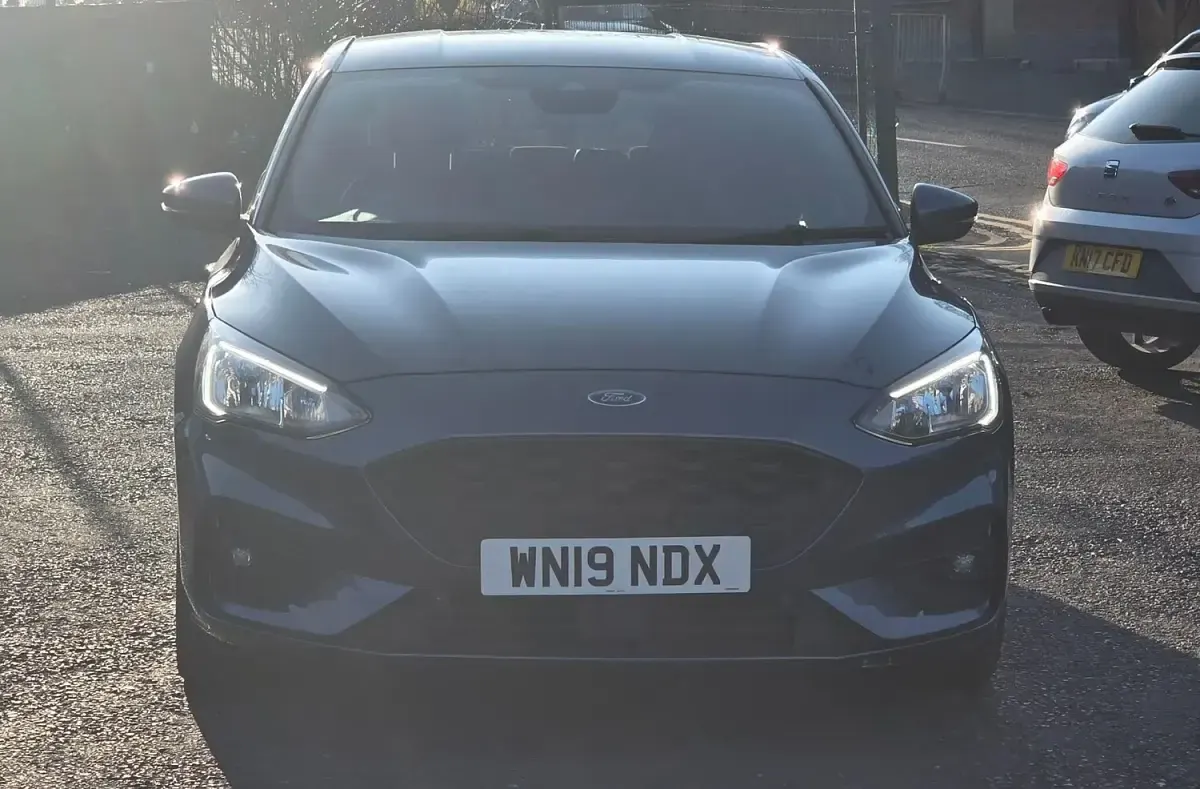 Used Ford Focus ST-Line 125 HP (91 kW) 2019 Blue Hatchback