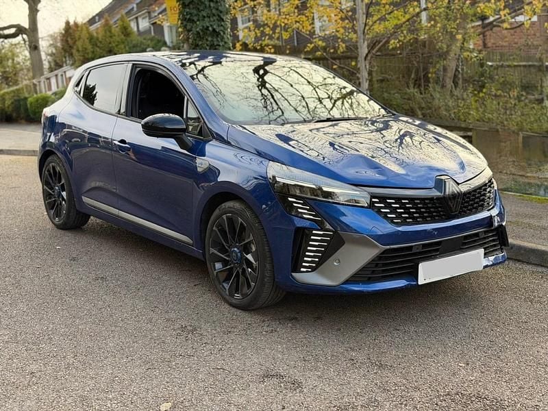 Blue Used 2025 Renault Clio V Esprit Alpine Hatchback | £15,500 (Super price) - Image 1/4
