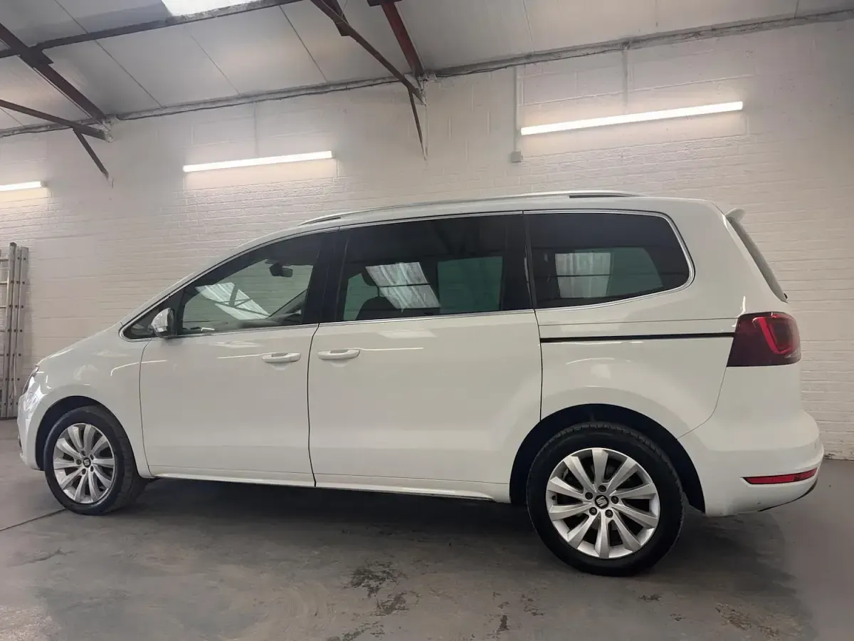 Used Seat Alhambra SE 150 HP (110 kW) 2018 White MPV